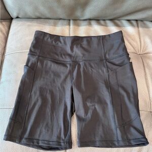 Women's Athleta Gray 7” Workout Shorts